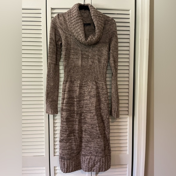 Cowl neck long dress - Picture 1 of 2